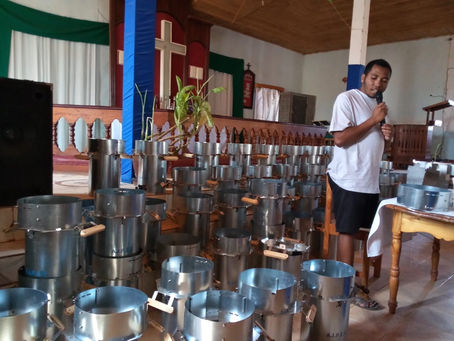 Distribution in church no. 1