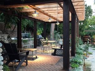 How to Design a Landscape for Entertaining Guests in Waxhaw, NC | Carolina Terrain