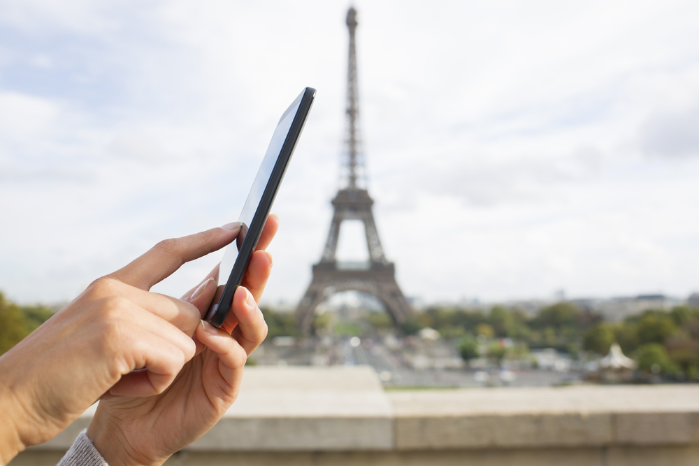 TIM lança pacotes de WhatsApp e Instagram ilimitados para viagens ao exterior