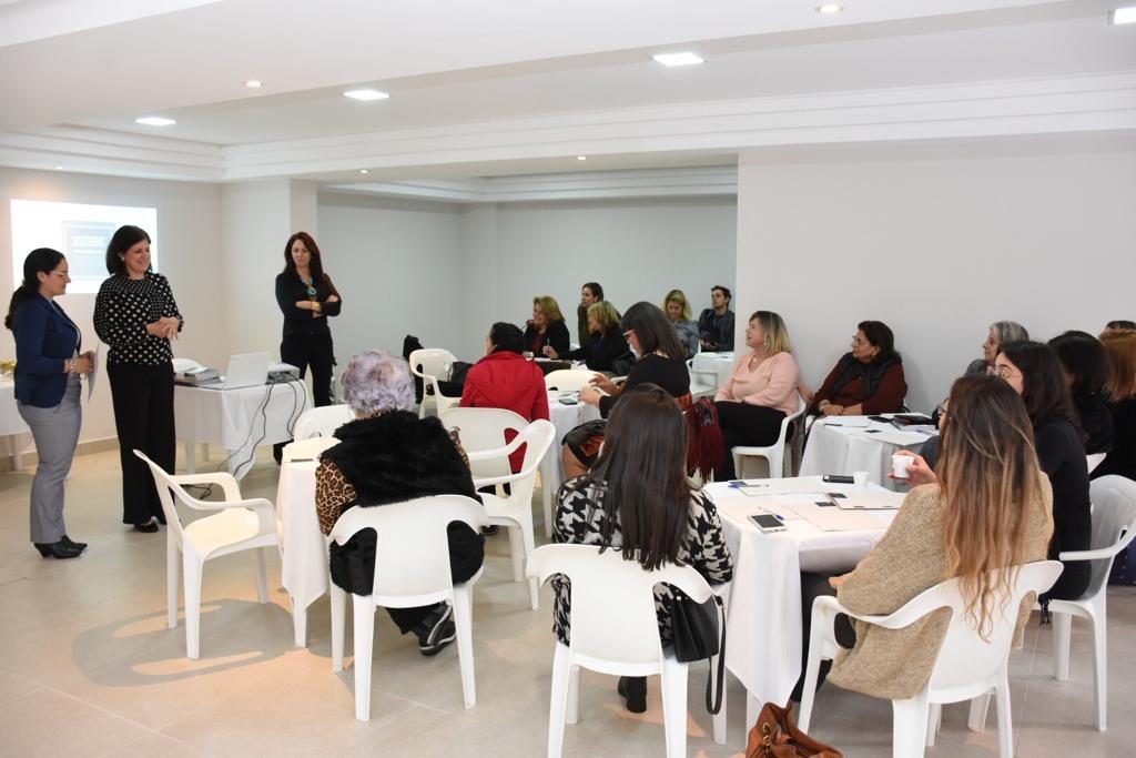 Palestra destaca violência contra mulheres e crianças e a alienação parental