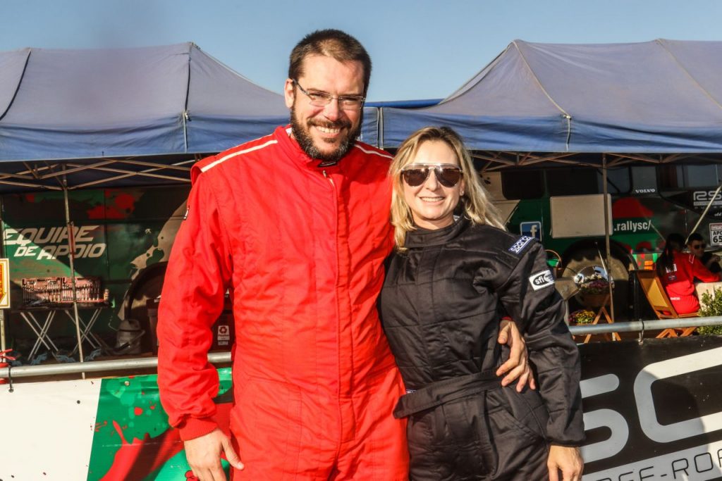 Pódio no Rally dos Sertões, padrinhos do Erastinho celebram oitava participação na disputa