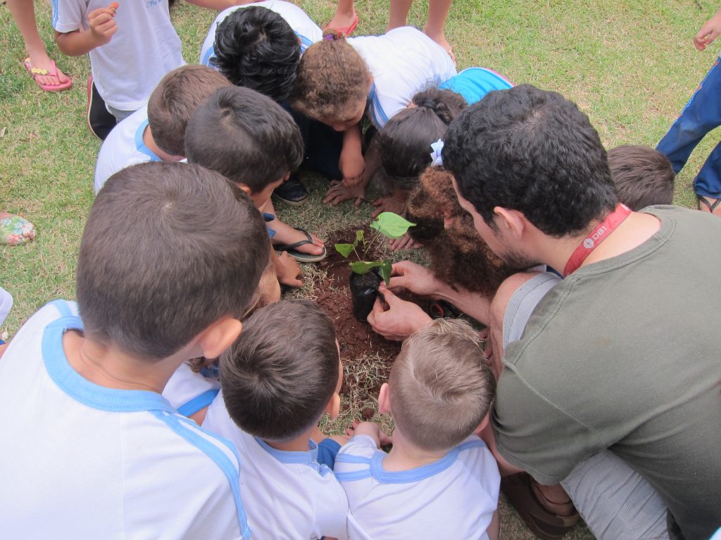 Grupo DB1 organiza ação ecológica junto a CMEI de Maringá