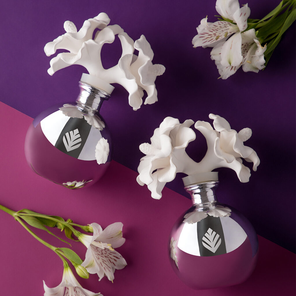 Flor de Porcelana por Tania Bulhões