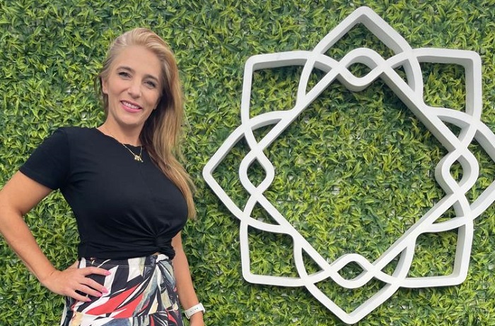Rede de franquia AD Clinic inaugura unidade no Jardim Social, em Curitiba, oferecendo 3 sessões de lipo sem cortes grátis para moradores da região