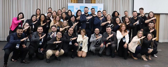 Empresa de soluções empresariais abre 180 vagas para a cidade de Curitiba