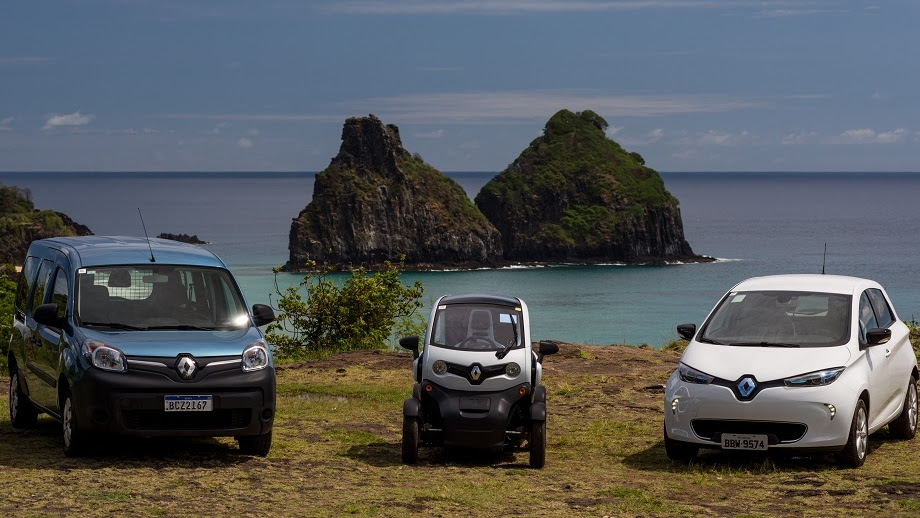 Renault entrega os primeiros carros 100% elétricos para a Administração de Fernando de Noronha