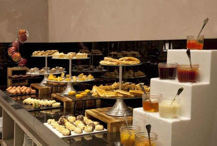 Late brunch com música ao vivo no Dia dos Pais