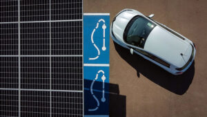 Renault inaugura Garagem Fotovoltaica no Complexo Industrial Ayrton Senna