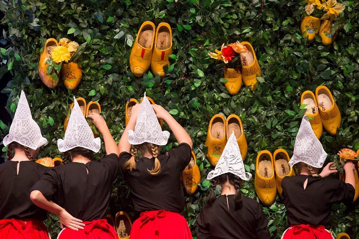 Castrolanda participa do Festival Folclórico do Paraná