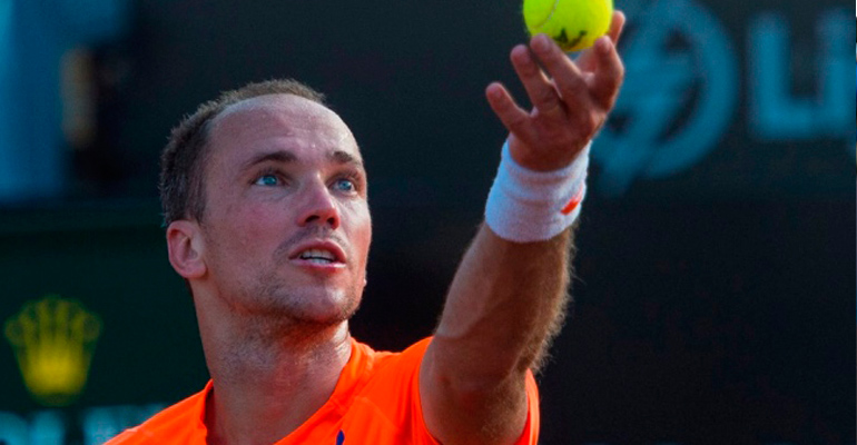 Com novo patrocínio, tenista Bruno Soares se prepara para o ATP em Queen's