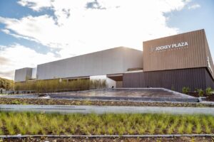 Jockey Plaza Shopping reabre com novo horário