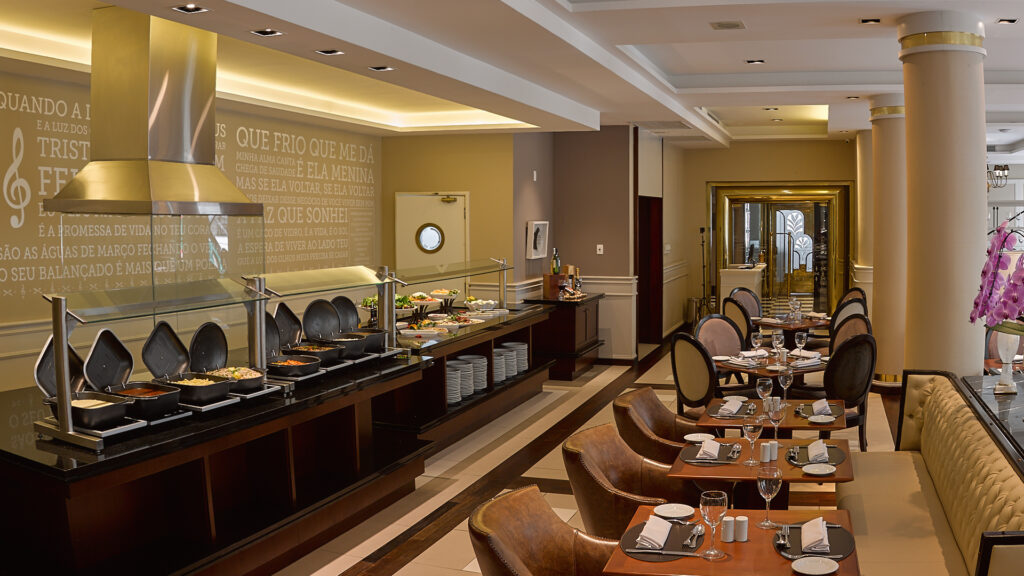 Bourbon Curitiba Hotel oferece buffet de sopas no inverno