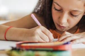 Quatro Pontes é a segunda cidade com menos analfabetos no Paraná