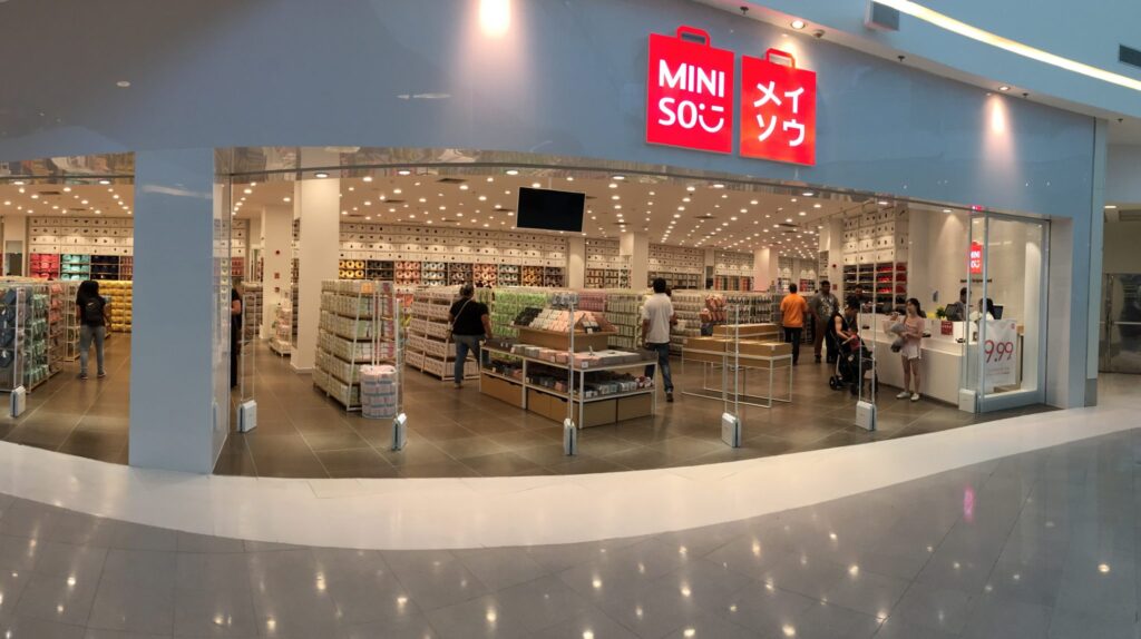 Miniso Jockey Plaza tem novo horário aos domingos e feriados