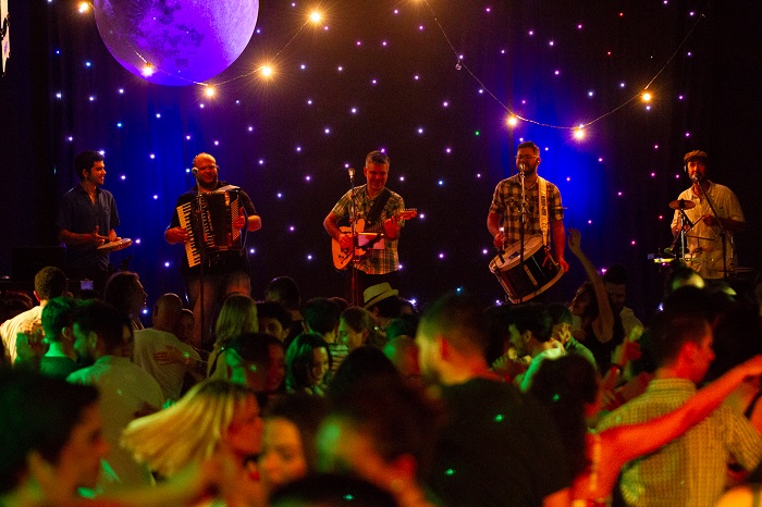 Forró da Lua Cheia: após três anos, tradicional evento curitibano promove edição de retorno

