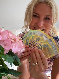 SilkeMoney.jpg