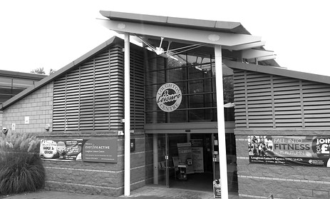 loughton-leisure-centre_edited.jpg
