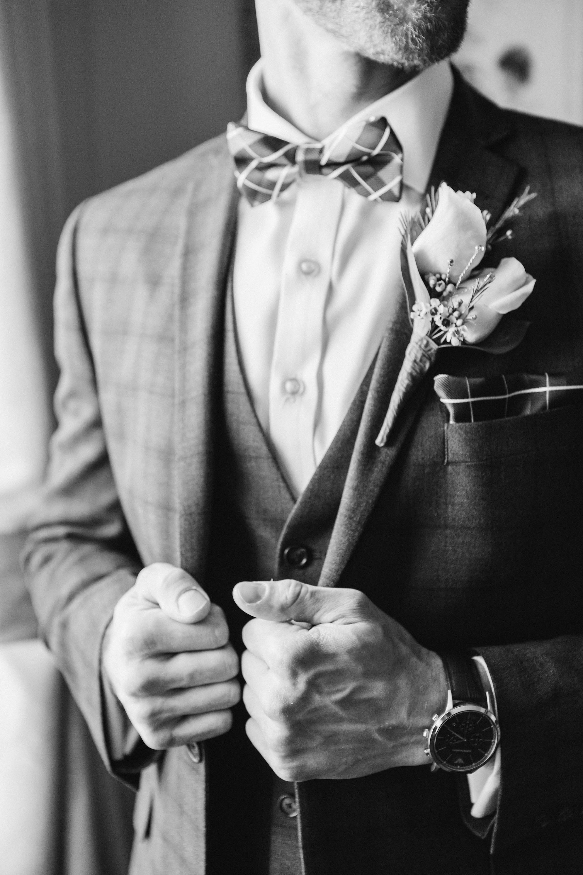 Le Treport Wedding, Mississauga Wedding, Groom Photography