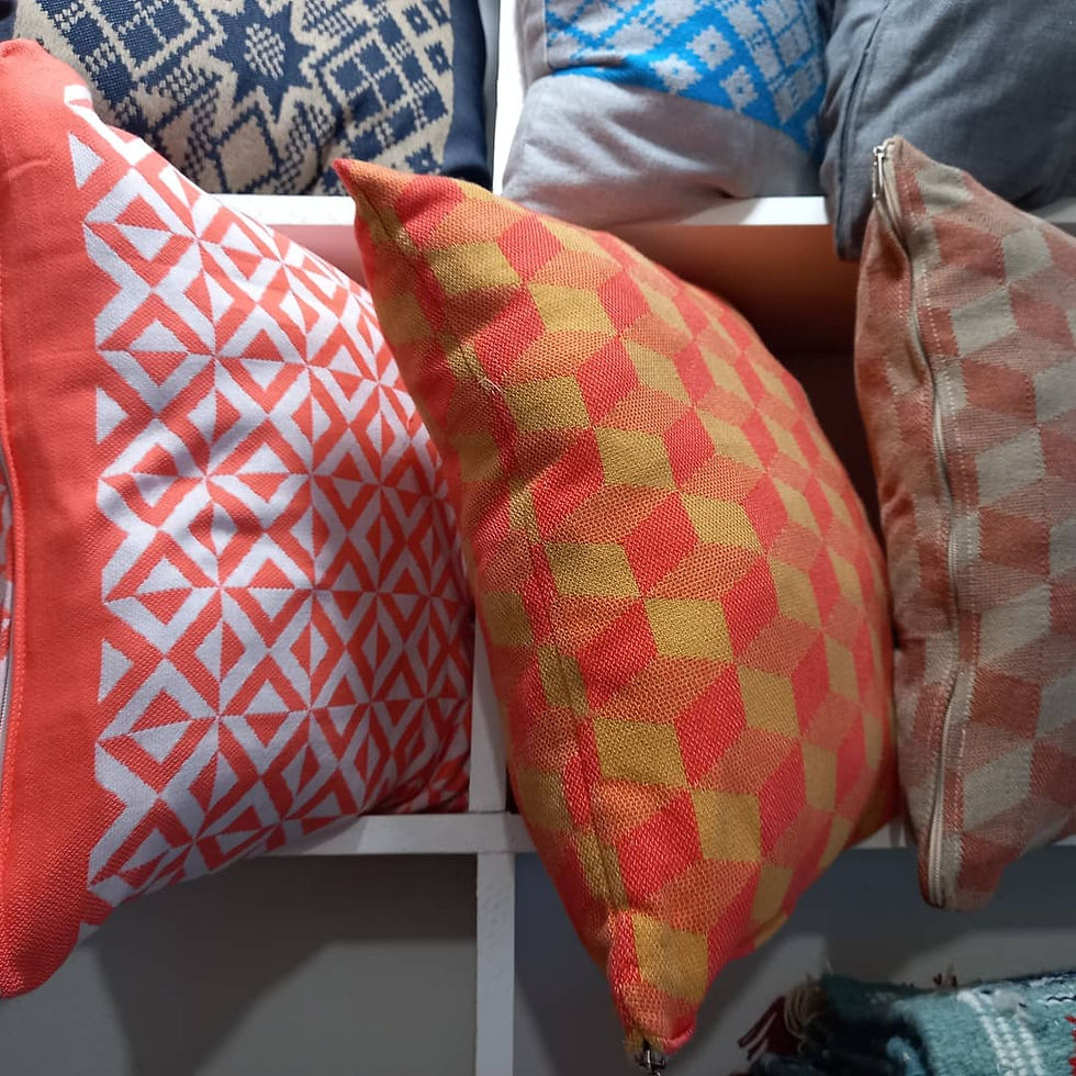Miniature : Coussin décoratif