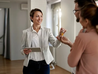 The Ultimate Guide to Sales Training for Real Estate Agents