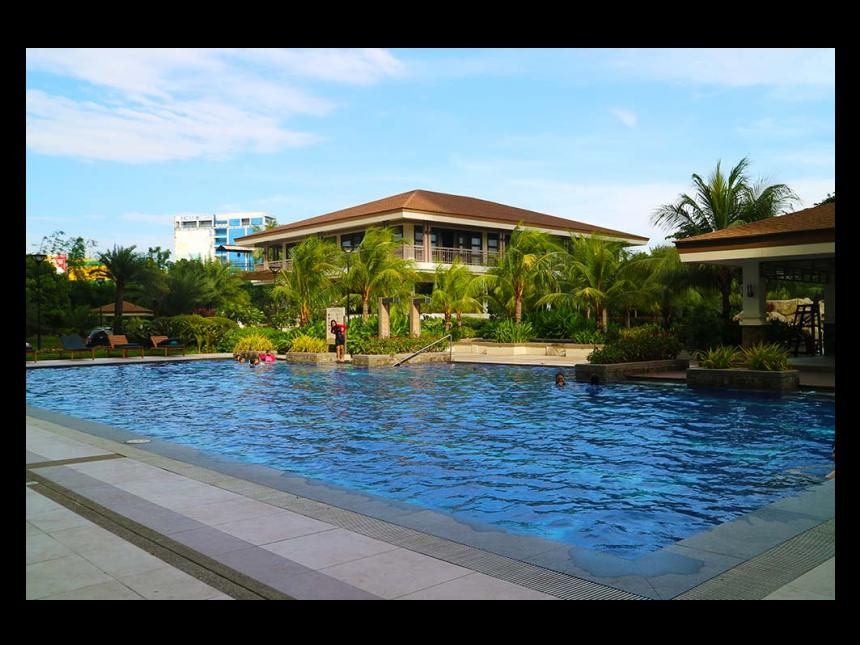 large-zinnia-towers-swimming-pool-x161921.jpg