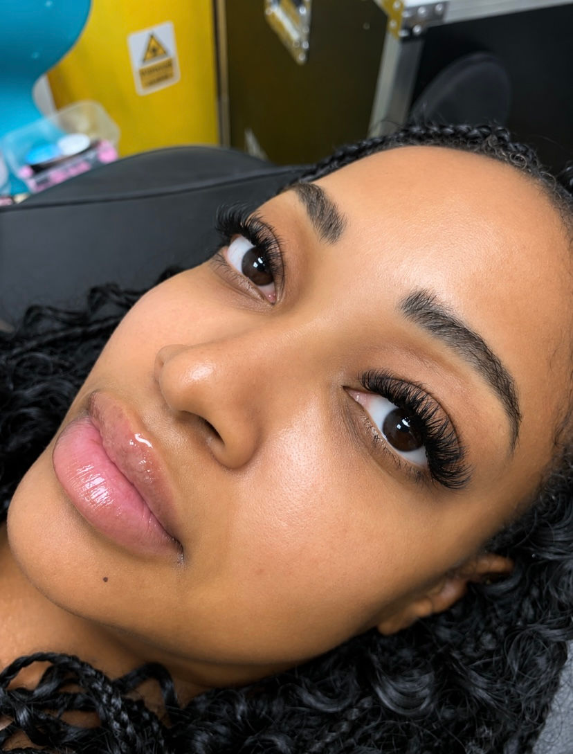 Classic vs Hybrid vs Volume Lashes: Which Style Is Right for You?
