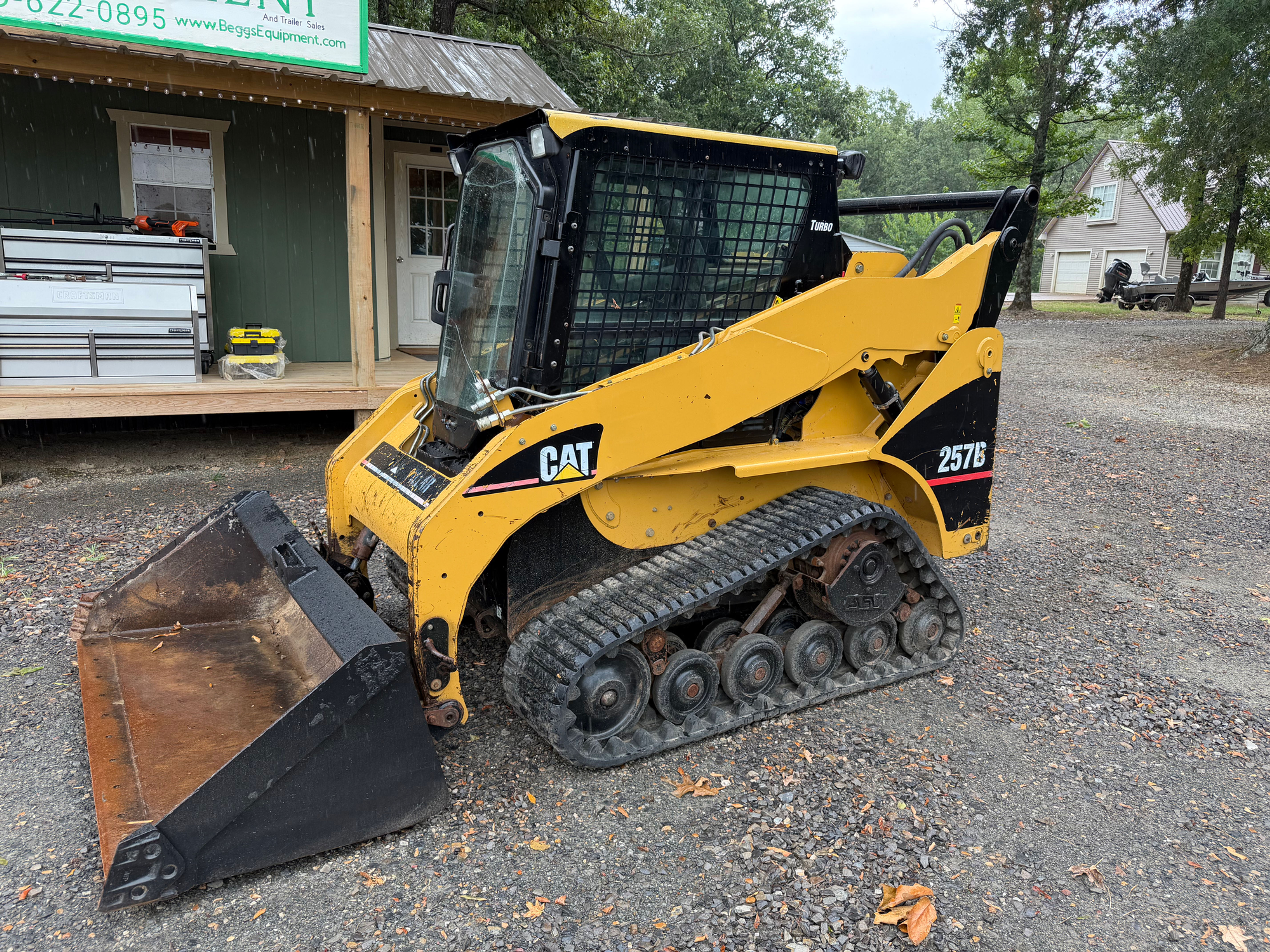 CAT257B