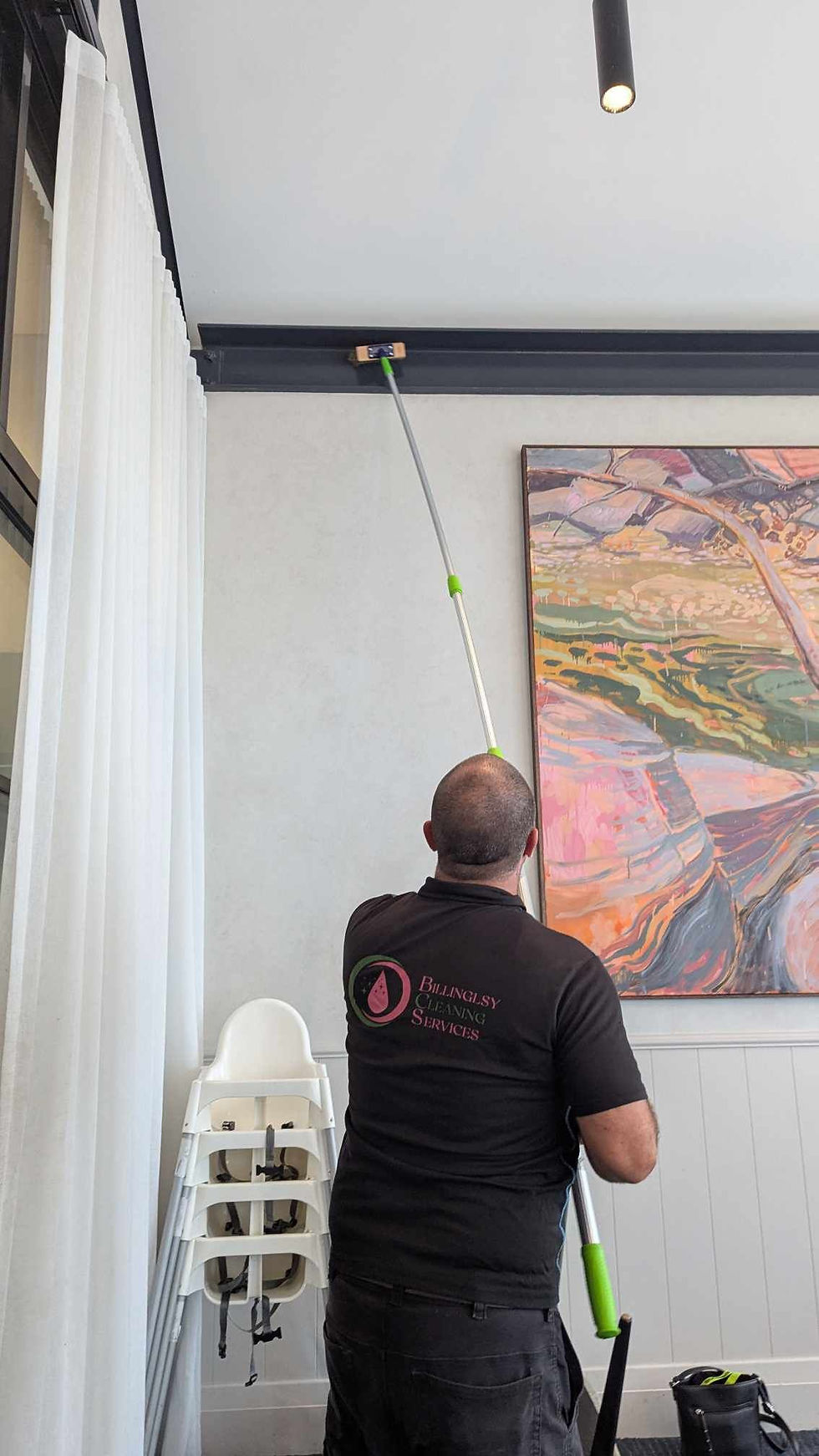 DIY vs. Professional Residential Cleaning – Which One is Right for You?