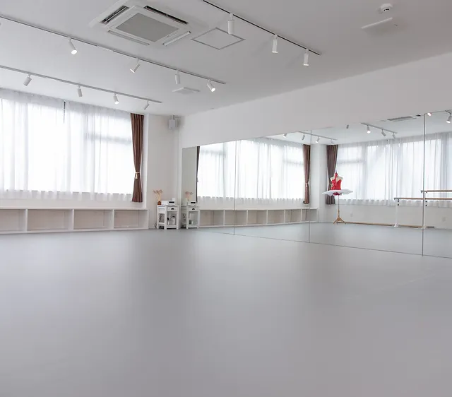 大和市バレエ スタジオセンターステージ 日本 バレエ STUDIO