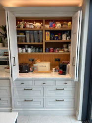 tailor-made kitchen cabinet