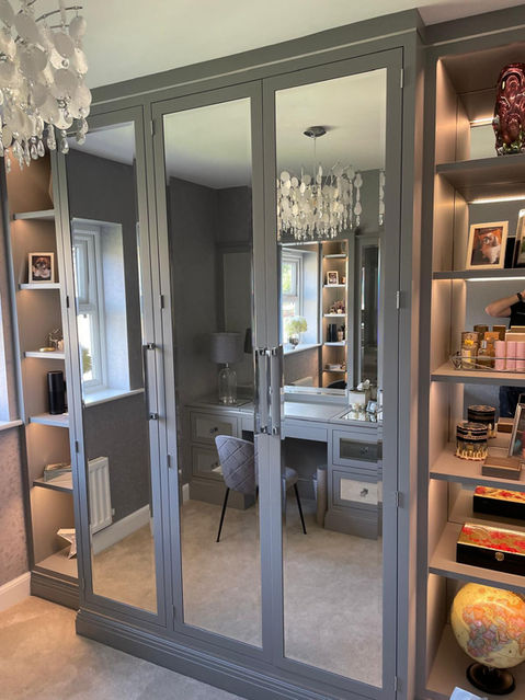 bespoke mirrored wardrobe