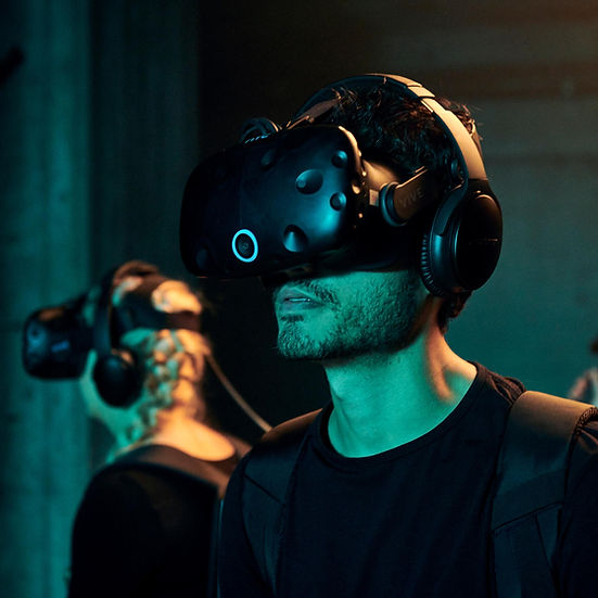 Huxley VR.jpeg