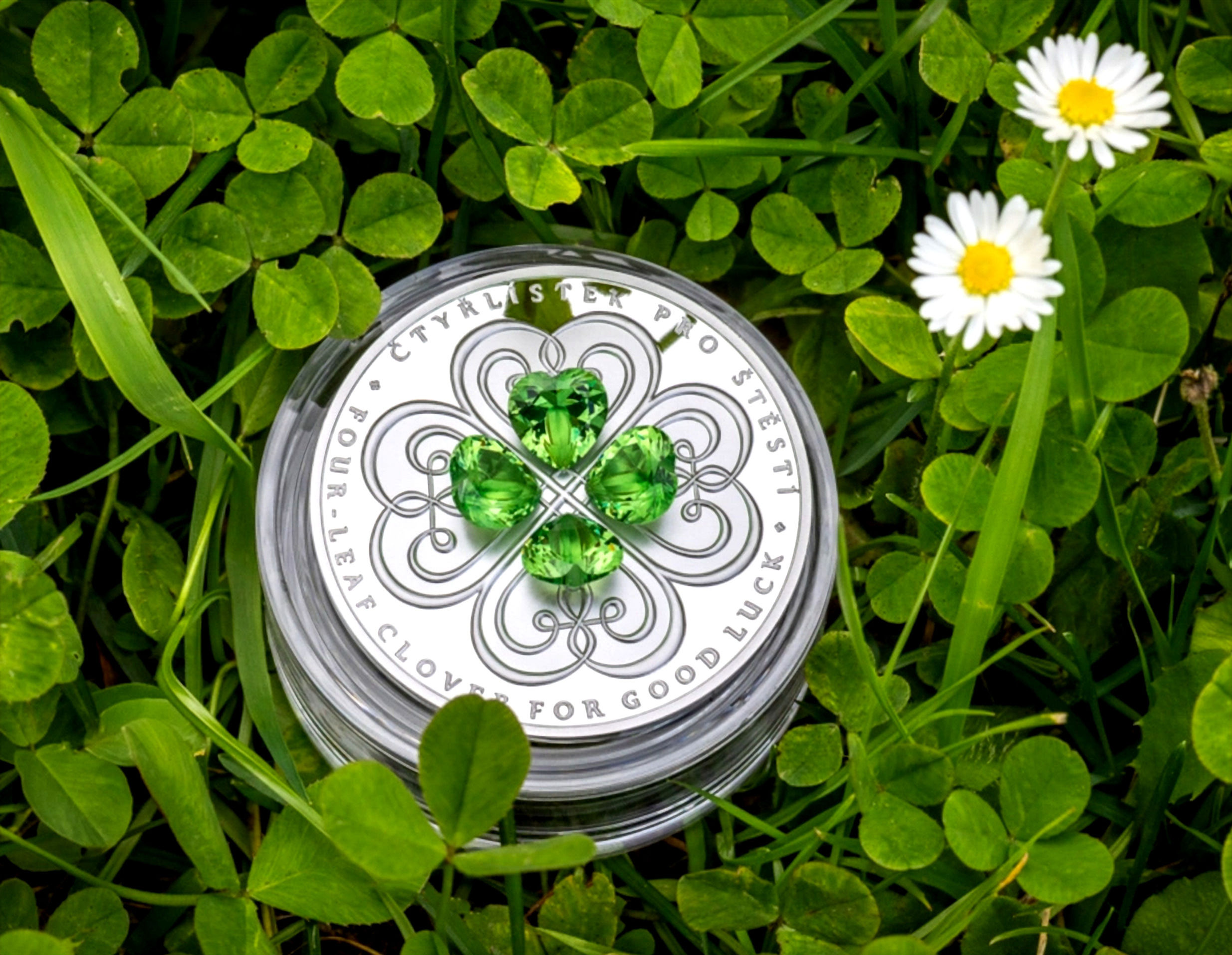 Four Leaf Clover Crystal - 1 Oz .999 Silver Coin - 2$ Niue 2025