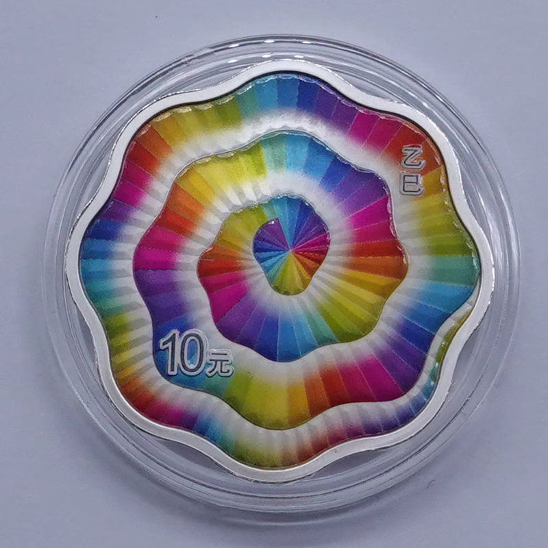 Miniatura: 2025 30g China Lunar Snake Blossom Shape .999 Silver Coloured Proof coin