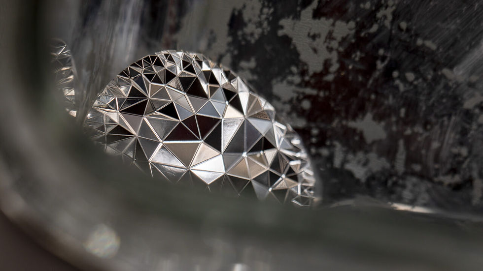 Miniatura: SILVERLAND THE ROCK 2 Oz Srebrna Moneta 10 $ Wyspy Cooka 2022