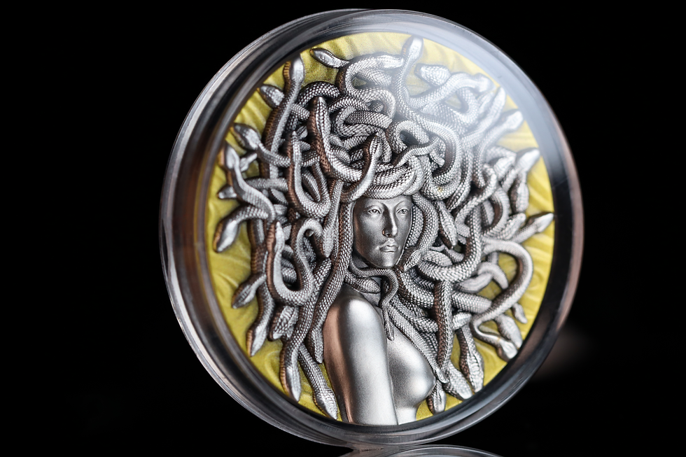 Miniature : Medusa the innocent victim  3 oz .999 Silver 3000 Francs CFA Gabon 2025