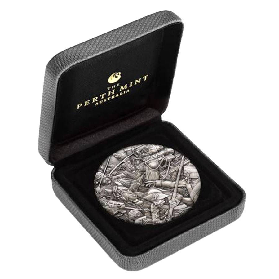 Miniatura: 2018 2 oz de plata Húsares - Moneda envejecida de alto relieve de la serie Warfare