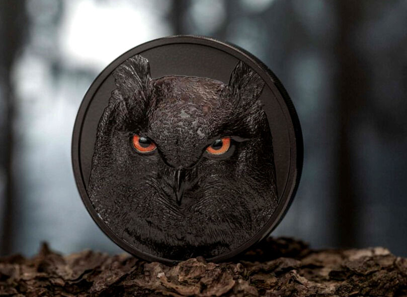 Thumbnail: 2023 Palau Hunters by Night Owl 1/2 kg 500g Silver Coin