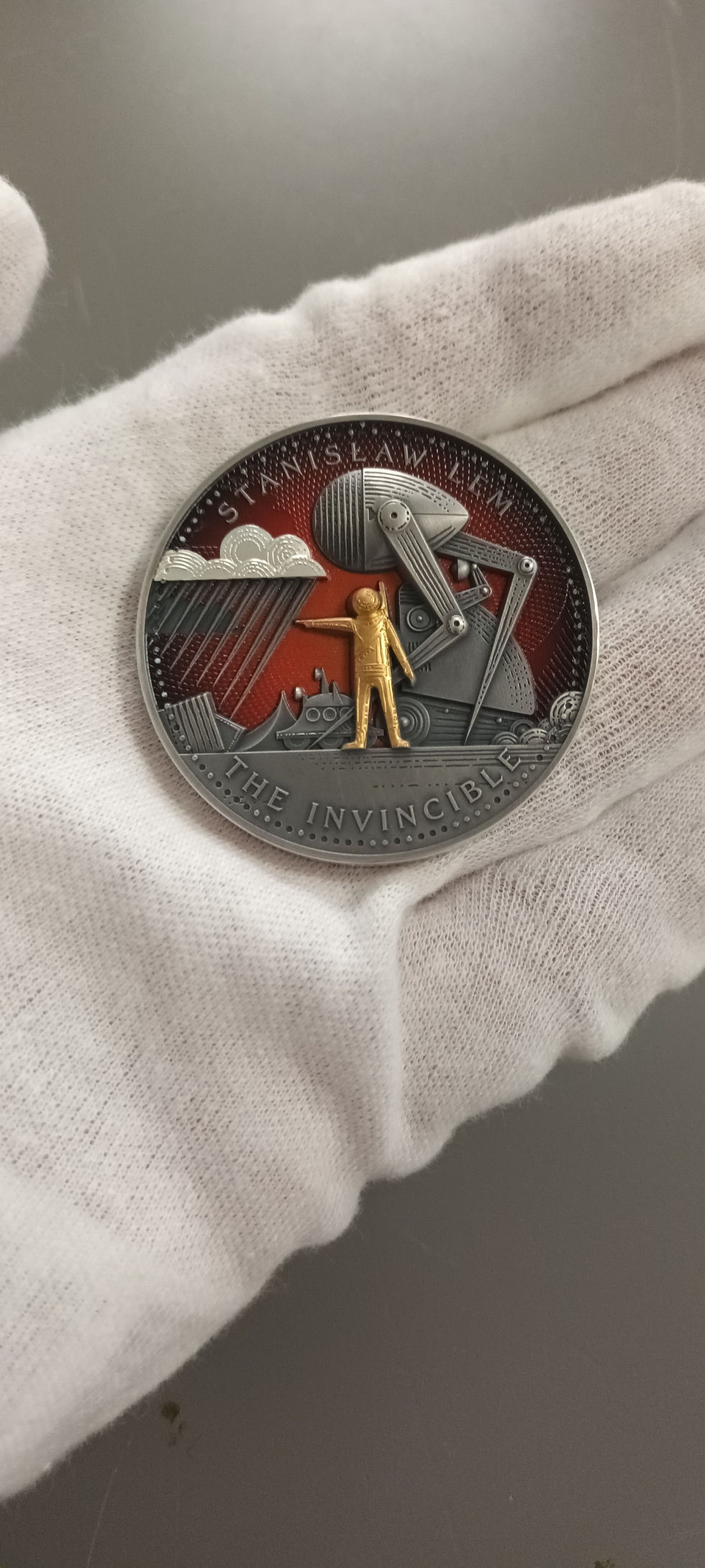 Miniatura: Invincible - Stanislaw Lem - Master of Science Fiction 2oz .999 Silver 2024