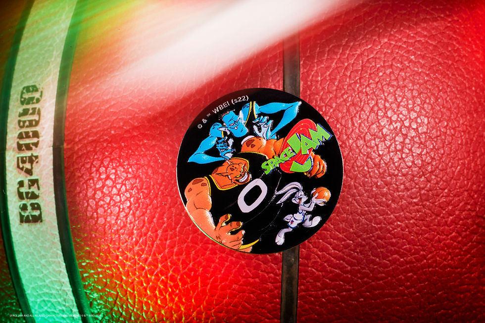 Miniatura: Space Jam 2oz .999 Glow inDark .999 Silver Coin in High Relief $5 Niue 2024