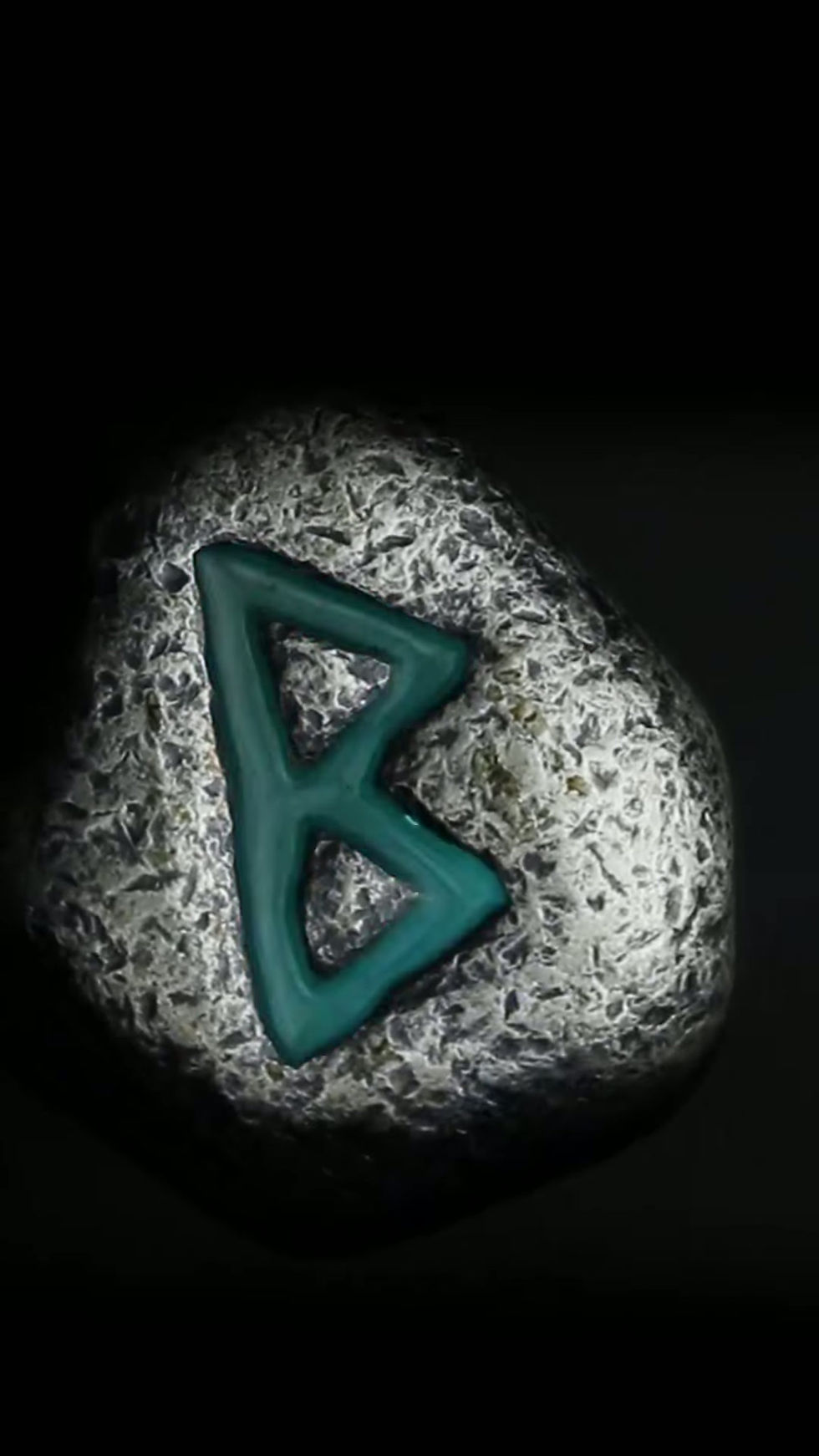 Miniatura: Berkanan Rune 1oz 999.9 Silver Coin Germania Mint 2025