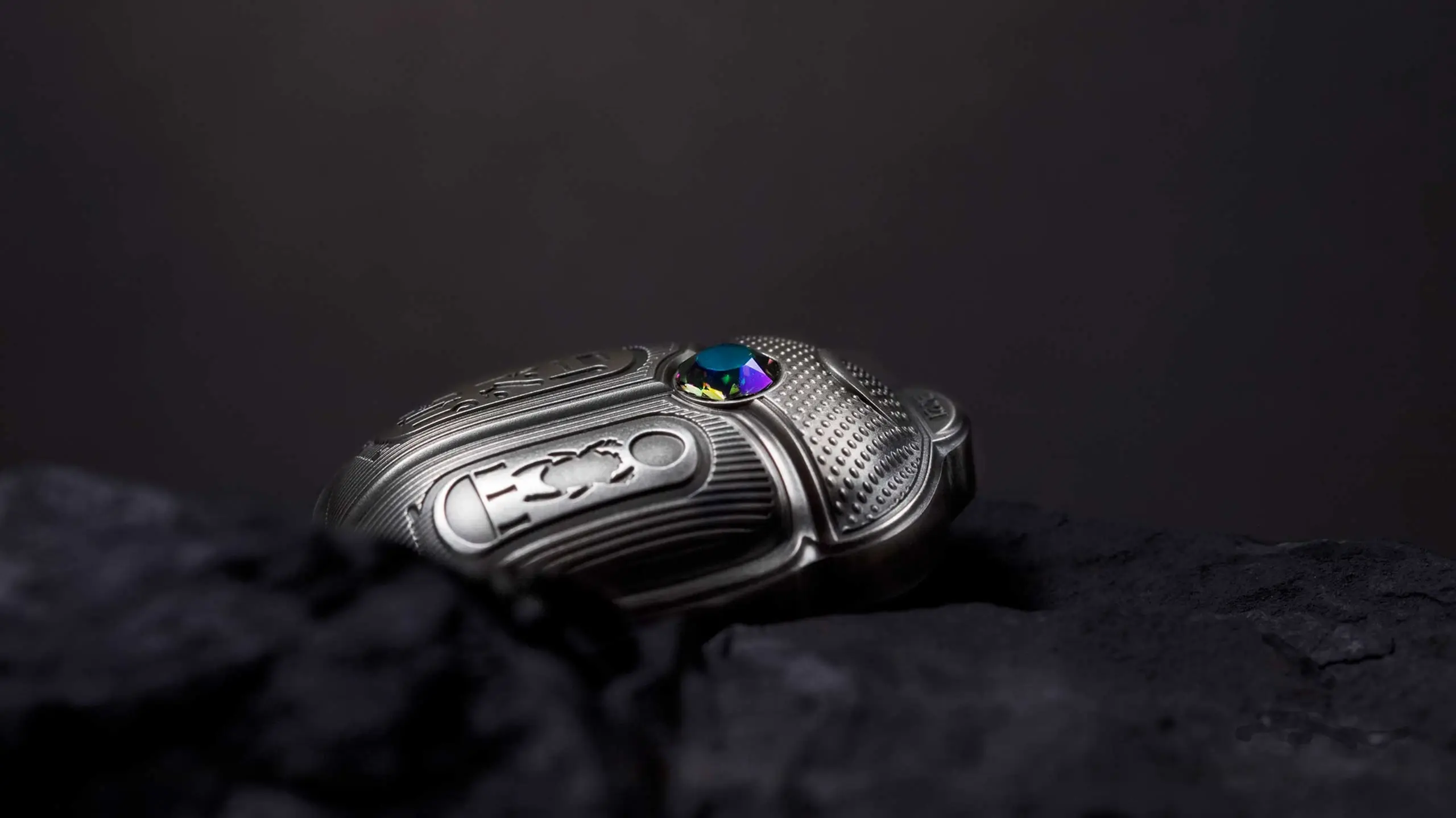 SCARAB KING TUT 1 Oz Silver Coin 5$ Palau 2021