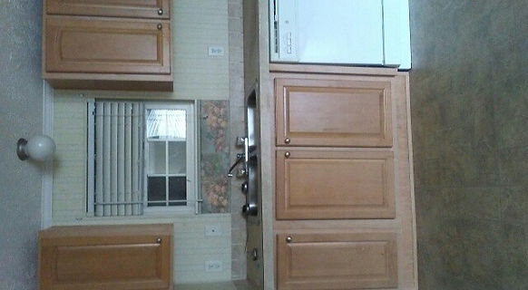 Doublew. 2006 Clayton Kitchen