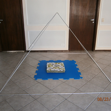 A100 alumínio com 1.0m de altura