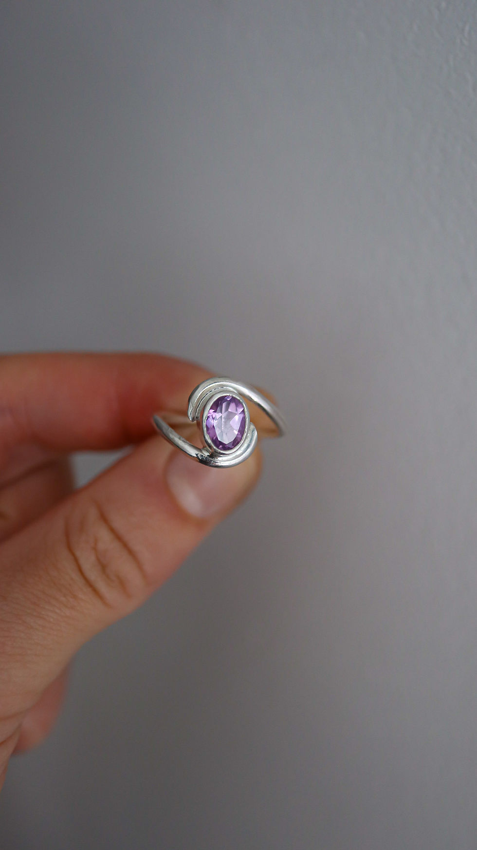 Thumbnail: Amethyst stone ring