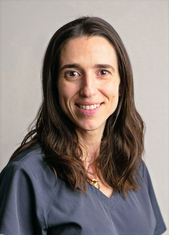 Dr Maria Cobo LIC ODENT (Madrid), Dentist