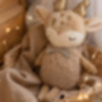 Peluche renne personnalisable Arsène doudou bébé fait main avec écharpe tissu et option nœud