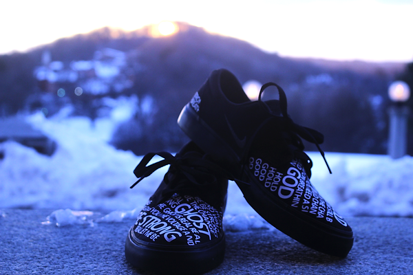 HOLDONBESTRONG SHOES FRONT COBBS HIGHE X