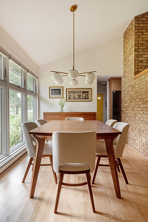 11. dining 2.jpg