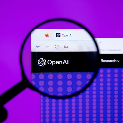 Otra semana, una nueva demanda contra OpenAI